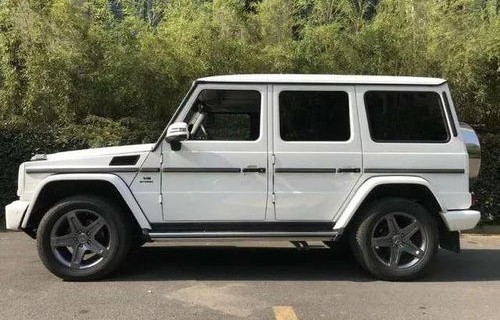 奔驰大g图片(白色奔驰大g图片)