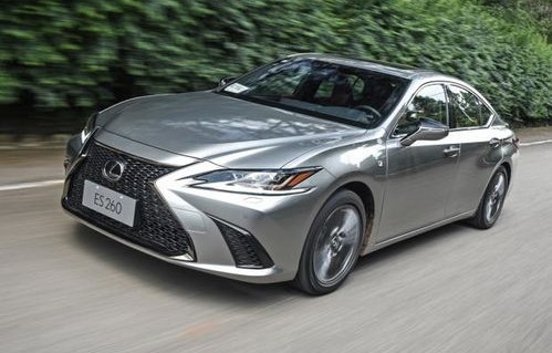 雷克萨斯es260报价(雷克萨斯es260报价及参数)