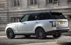 路虎50万左右的车图片(路虎全部车型图片)