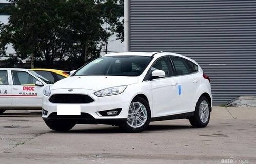 福特福克斯2017款报价及图片(福特福克斯2017款报价及图片二手)