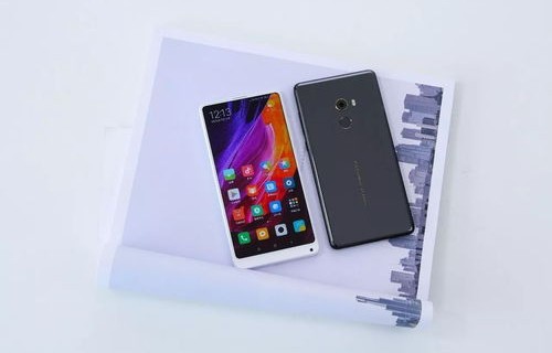 小米4手机，科技与美学的完美结合