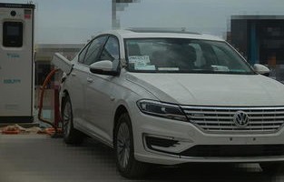 上汽大众朗逸lavida多少钱(2021款上汽大众朗逸多少钱)