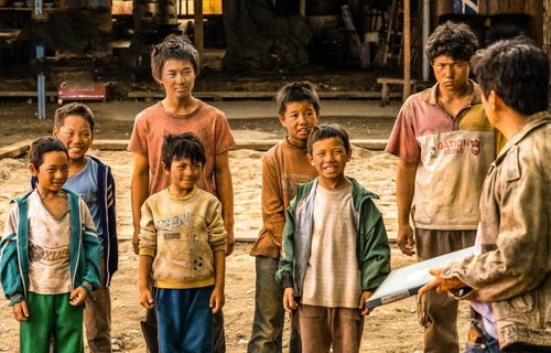 短剧八角笼中的妈妈——70集的母爱与人生