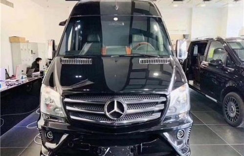 奔驰斯宾特房车(奔驰斯宾特房车价格及图片)