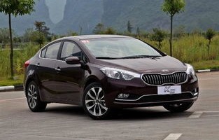 哪年的起亚k3质量最好(起亚k3是几年款的怎么区分)