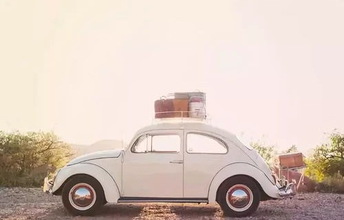 女人开什么车好看又实用(女人开什么车好看又实用六七万的)