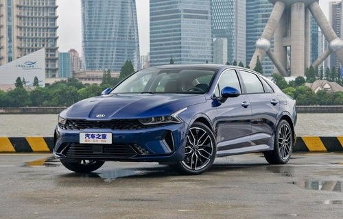 起亚k5凯酷落地多少钱(起亚k5凯酷落地多少钱一公里)