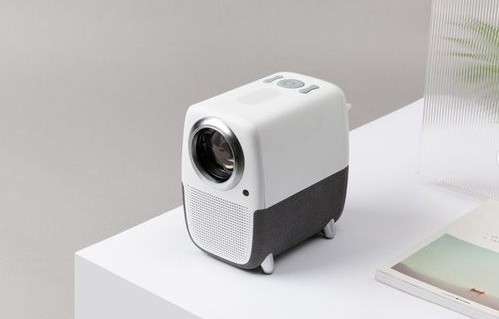 超高清投影仪（超高清投影仪什么品牌好）