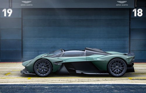 阿斯顿马丁(阿斯顿马丁女武神)