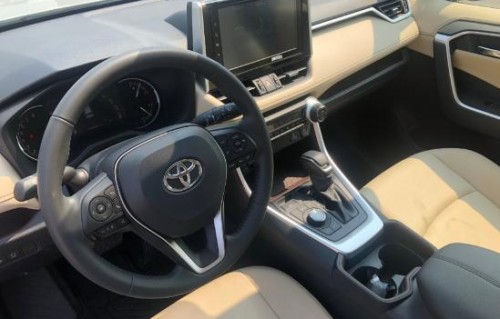 15万左右丰田哪款好(15万左右丰田哪款好图片及价格)