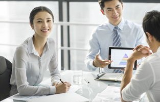 女子职场遭遇，公司突然解散，她该如何面对？