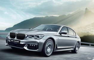 宝马跑车2023款(宝马跑车2023款小八)