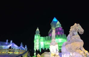 在哈尔滨跨年，氛围感十足的冬日盛宴