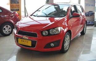 雪佛兰爱唯欧(雪佛兰爱唯欧2011款)