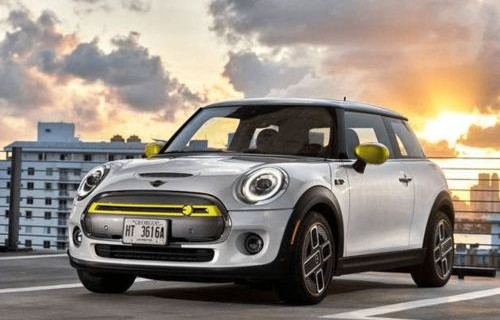 宝马mini电动汽车(宝马mini电动汽车价格及图片)