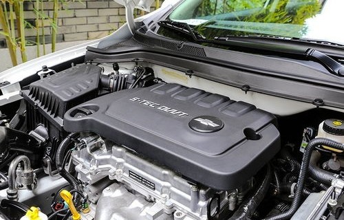 雪佛兰科沃兹质量怎么样(科沃兹10t三缸发动机怎么样)