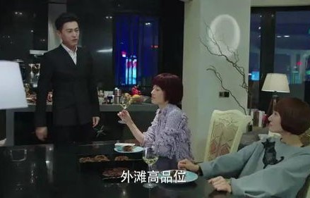 短剧真千金智斗拜金女——现代女性智慧与价值观的碰撞