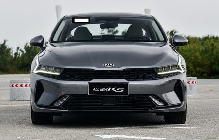 起亚凯酷k5报价及图片(起亚凯酷k5报价及图片参数)