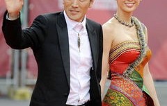 黄圣依与杨子，两人引领的八人世界