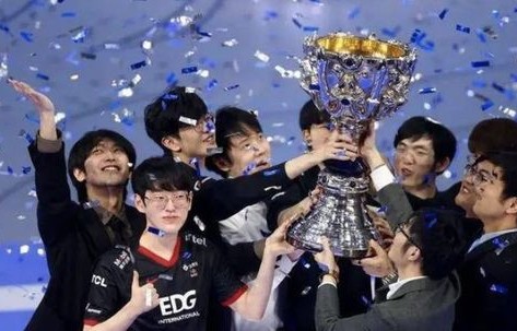 短剧电竞之旅，我与世界冠军五五开——85集精彩回顾