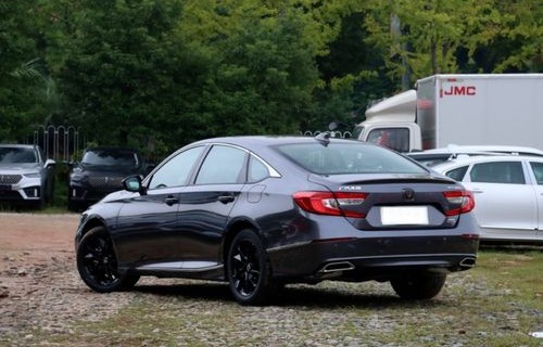 本田雅阁2021款(本田雅阁2021款车身长多少)