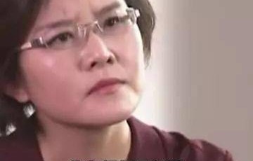 财神鱼死亡之痛，男子含泪以油为食