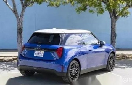 宝马mini二手车报价(宝马mini二手车报价及图片)