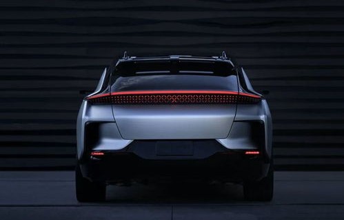 汽车行业中的女性领导者，引领变革的先锋