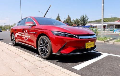 600公里电动车10万左右(600公里的电动车有哪些多少钱)