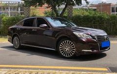 丰田皇冠报价及图片，豪华与性能的完美结合