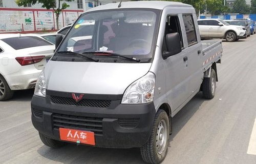 五菱荣光小卡双排(二手五菱荣光小卡双排)