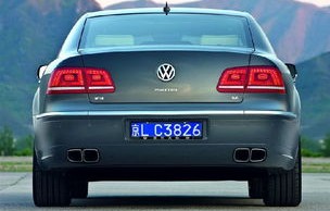 辉腾图片(大众辉腾图片)