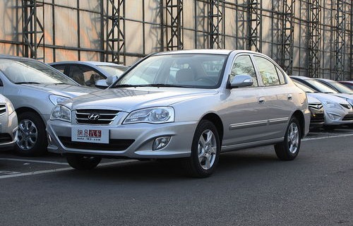 北京现代伊兰特2021款报价(北京现代伊兰特2021款报价表)