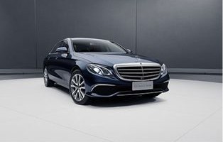 奔驰e3002023款(奔驰e3002023款多少钱一台)