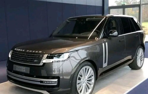 2023款路虎揽胜最新款(2023款路虎揽胜最新款真图片)