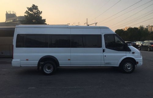 福特新全顺四驱4wd(福特新全顺四驱房车)