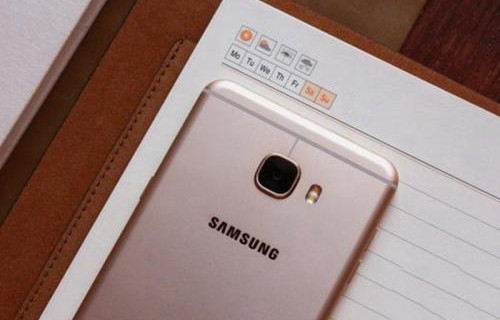 三星c7010(三星c7010支持电信卡吗)