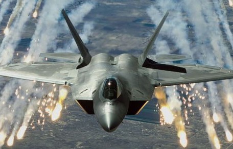 隐形战机苏57降落太原，军事科技与城市发展的新篇章