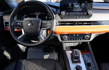 三菱欧蓝德2023款(三菱欧蓝德2023款图片)