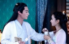 替身后成霍总心尖宠，短剧演绎的甜蜜逆袭