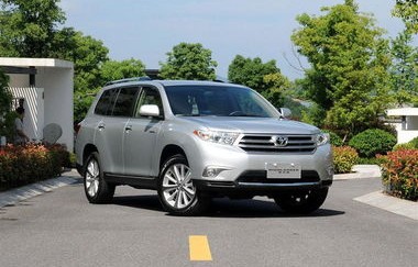 丰田最新款suv七座车(丰田最新七座suv上市,仅售15万)