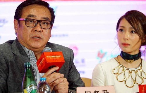 乔任梁父母正面回应儿子死因，爱与痛交织的真相