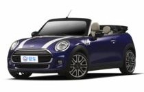 迷你汽车女款价格及图片(迷你汽车女款价格及图片自动挡)