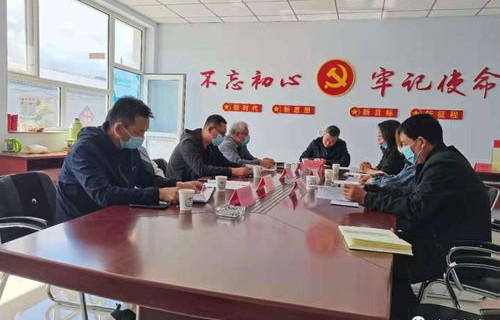 官方回应小学强制六年级学生转校区事件，保障学生权益，促进教育公平