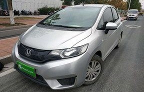 飞度二手车自动挡价格(二手飞度2020款自动多少钱)