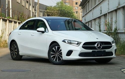 奔驰c260报价(奔驰c260报价多少钱一辆)
