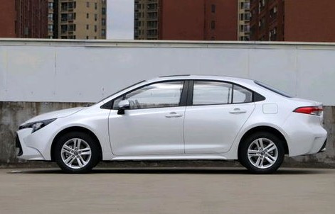 卡罗拉和雷凌哪个耐用(卡罗拉和雷凌哪个耐用一点)