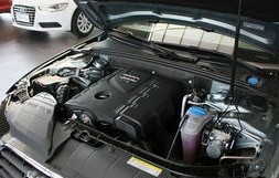 奥迪A4L汽车，精工细琢的现代驾驶艺术