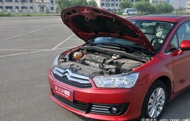 东风雪铁龙世嘉2012款多少钱(2012年雪铁龙世嘉车配置)