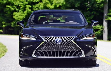 为什么懂车的人不买雷克萨斯(es300h买完后悔了)